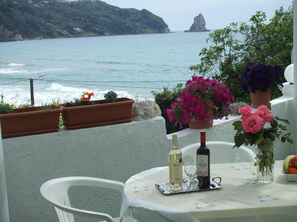 Agathi Beach House Agios Gordios  Exteriör bild