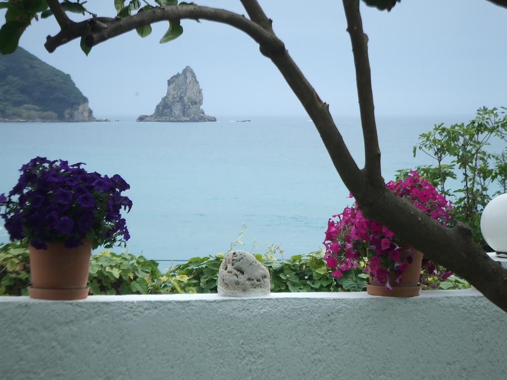 Agathi Beach House Agios Gordios  Exteriör bild