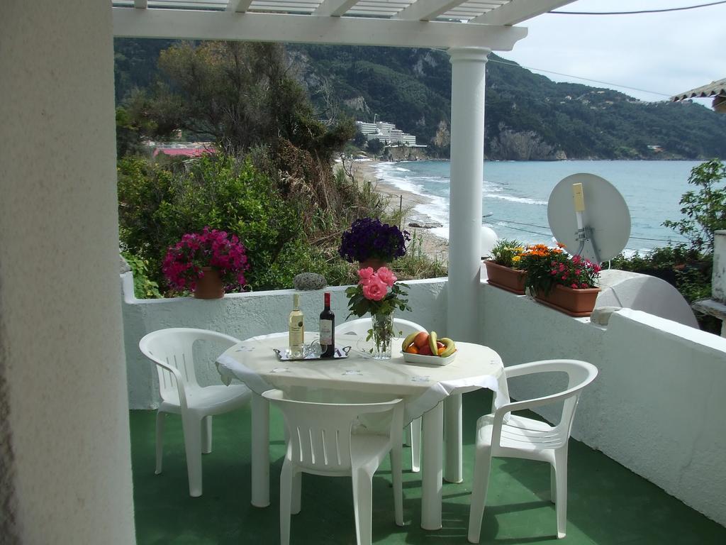Agathi Beach House Agios Gordios  Exteriör bild