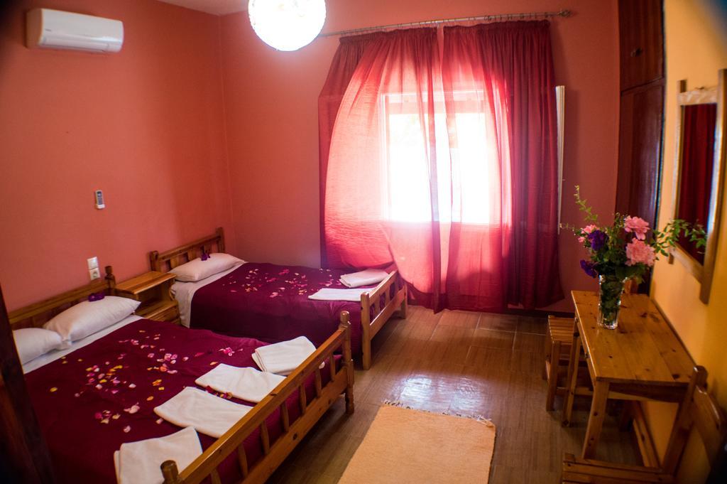 Agathi Beach House Agios Gordios  Exteriör bild