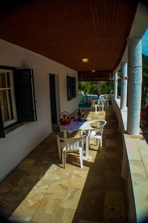 Agathi Beach House Agios Gordios  Exteriör bild